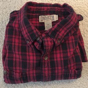 Duluth Trading CO (Trim Fit) Long sleeve shirt.